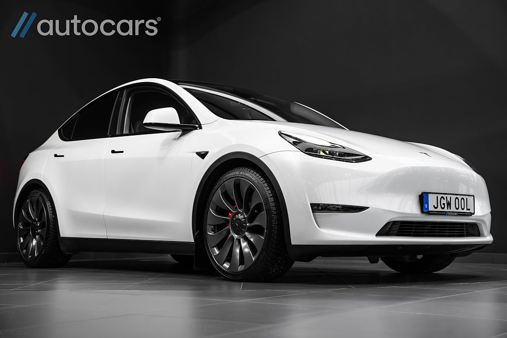 teslas ingenjörer utvecklar en exakt fitness-tracker som revolutionerar hälsospårning med avancerad teknik.